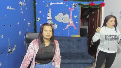 Snapshot of alejita_smithh chatting on January 27, 2025, 12:05 pm zoe and Kataleya online show from January 27, 2025, 12:05 pm