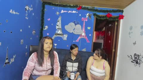 Snapshot of alejita_smithh chatting on January 28, 2025, 12:22 pm zoe and Kataleya online show from January 28, 2025, 12:22 pm