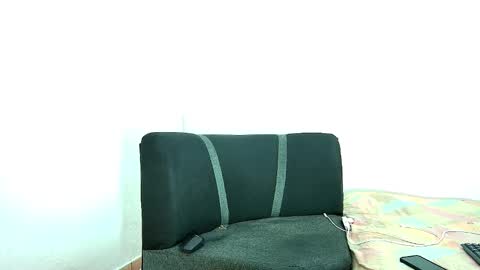 Snapshot of alejo_21cm chatting on December 18, 2024, 6:57 pm alejo_21cm online show from December 18, 2024, 6:57 pm