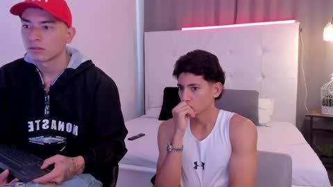 Snapshot of alejo_exotic chatting on May 1, 2026, 1:05 pm alejo_exotic online show from May 1, 2026, 1:05 pm
