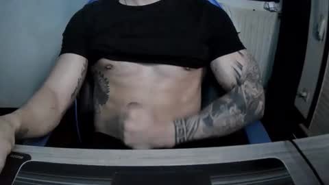 alejoduarte16 online show from April 12, 2026, 10:20 am