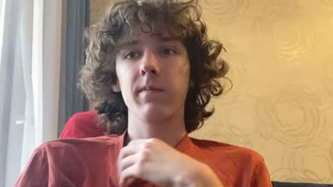 Snapshot of alek_trika chatting on July 27, 2026, 8:43 am Alek online show from July 27, 2026, 8:43 am