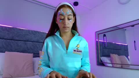 Snapshot of aleka_williams_ chatting on September 24, 2025, 4:32 pm aleka_williams_ online show from September 24, 2025, 4:32 pm