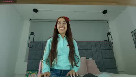 Snapshot of aleka_williams_ chatting on October 12, 2025, 10:53 pm aleka_williams_ online show from October 12, 2025, 10:53 pm