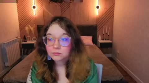 Snapshot of aleks_caste chatting on May 9, 2026, 1:22 am Aleks online show from May 9, 2026, 1:22 am