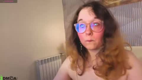 Snapshot of aleks_caste chatting on May 21, 2026, 5:09 pm Aleks online show from May 21, 2026, 5:09 pm