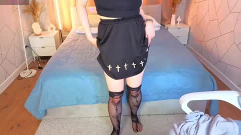Snapshot of aleks_caste chatting on May 28, 2026, 5:43 pm Aleks online show from May 28, 2026, 5:43 pm