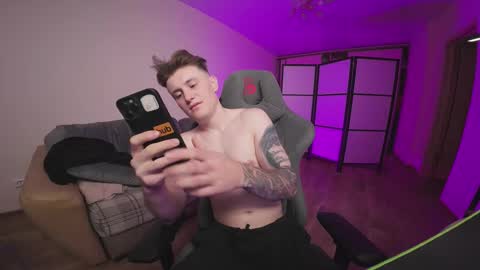 Alex and Linar online show from November 13, 2025, 1:48 am