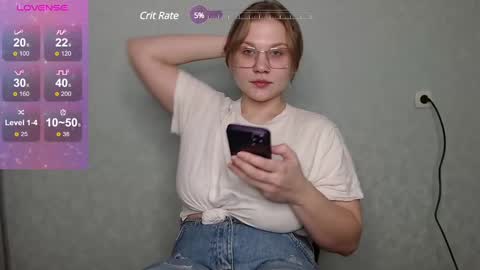 Snapshot of aleksaflirt chatting on January 22, 2025, 4:44 pm Aleksa online show from January 22, 2025, 4:44 pm