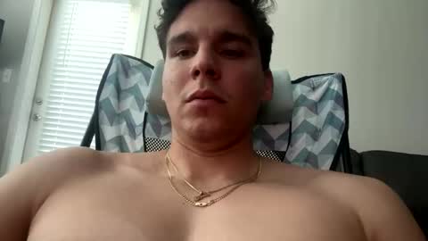 Snapshot of alemoy chatting on May 30, 2026, 8:28 pm alemoy online show from May 30, 2026, 8:28 pm