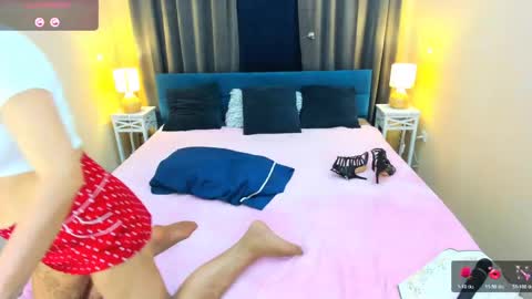 Snapshot of alencia_ chatting on May 23, 2026, 6:23 pm Alensi online show from May 23, 2026, 6:23 pm