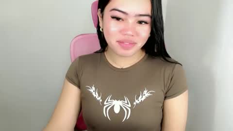 Snapshot of alesha_vibe_me chatting on May 18, 2026, 1:28 pm alesha_vibe_me online show from May 18, 2026, 1:28 pm
