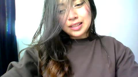 Snapshot of aleska_dollx chatting on July 15, 2026, 9:20 pm QUEEN OFF MILk IM BACK 15 NOV online show from July 15, 2026, 9:20 pm