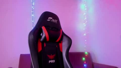 Snapshot of alessafrost_ chatting on September 8, 2025, 11:37 pm Onlyfans Babykarma6 online show from September 8, 2025, 11:37 pm