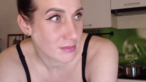 Snapshot of alessandra_foxy chatting on February 10, 2025, 4:25 pm Sandra online show from February 10, 2025, 4:25 pm