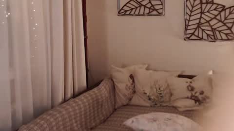 Snapshot of alessandra_foxy chatting on February 10, 2025, 7:28 pm Sandra online show from February 10, 2025, 7:28 pm