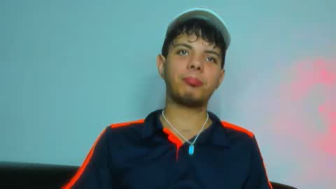 Alessandro online show from February 19, 2026, 6:42 am