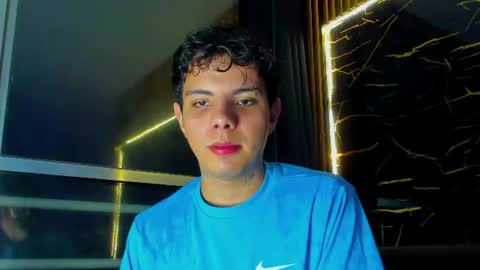 Snapshot of alessandro__777 chatting on June 18, 2026, 4:46 am Alessandro online show from June 18, 2026, 4:46 am
