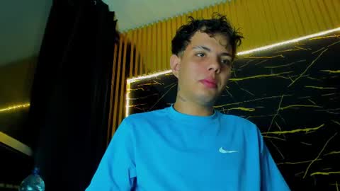 Snapshot of alessandro__777 chatting on July 2, 2026, 5:35 am Alessandro online show from July 2, 2026, 5:35 am