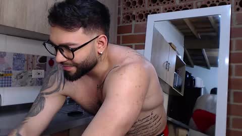 Snapshot of alessandro_alcala chatting on September 9, 2025, 2:22 am Alessandro online show from September 9, 2025, 2:22 am