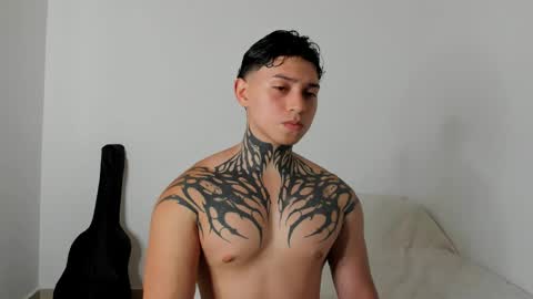 Alessandro online show from April 4, 2026, 11:57 pm