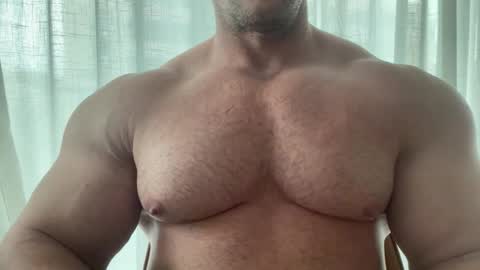 Alessandrobuilder online show from September 9, 2025, 1:10 pm