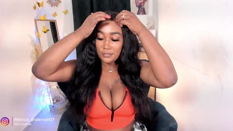 Snapshot of alessia_anderson07 chatting on January 26, 2025, 9:18 pm Yy  online show from January 26, 2025, 9:18 pm