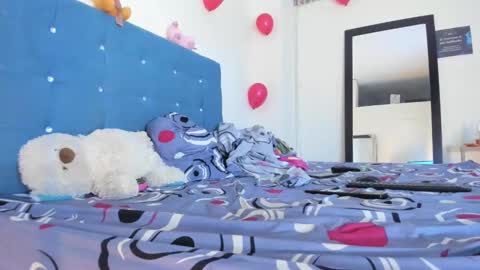 Snapshot of alessia_hot1 chatting on February 22, 2025, 1:44 am alessia_hot1 online show from February 22, 2025, 1:44 am