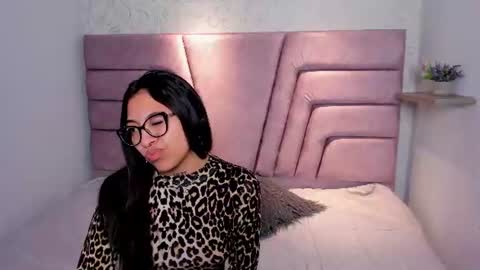 Snapshot of alessia_storm_ chatting on July 22, 2026, 1:08 am Alessia online show from July 22, 2026, 1:08 am