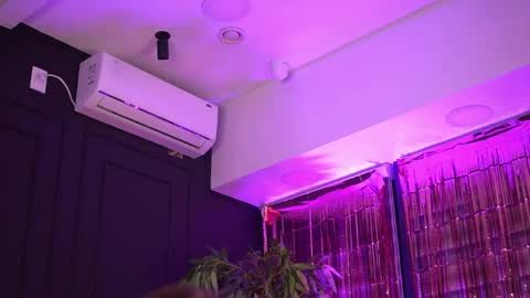 Natasha online show from April 8, 2026, 5:13 pm