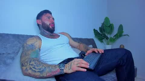 Snapshot of alessrose22 chatting on June 28, 2026, 9:32 pm Aless Rose online show from June 28, 2026, 9:32 pm