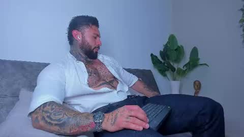 Snapshot of alessrose22 chatting on June 30, 2026, 8:32 pm Aless Rose online show from June 30, 2026, 8:32 pm