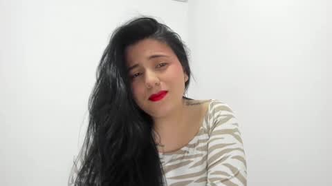 Alejandra online show from January 21, 2025, 11:55 pm