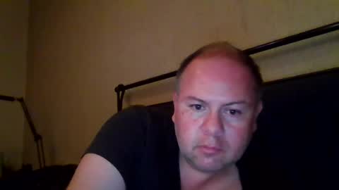 Snapshot of aleveg__101 chatting on June 19, 2026, 4:28 am aleveg__101 online show from June 19, 2026, 4:28 am
