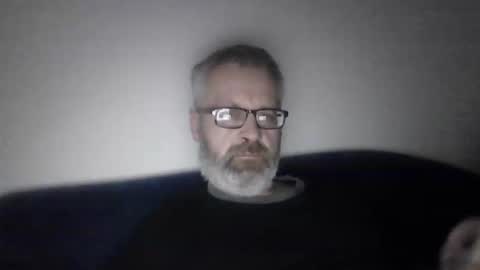 Snapshot of alex80581 chatting on April 20, 2026, 8:32 pm Alexey online show from April 20, 2026, 8:32 pm