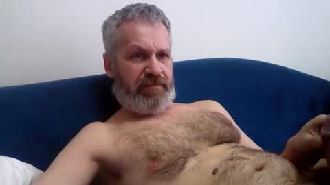 Snapshot of alex80581 chatting on April 27, 2026, 1:53 pm Alexey online show from April 27, 2026, 1:53 pm