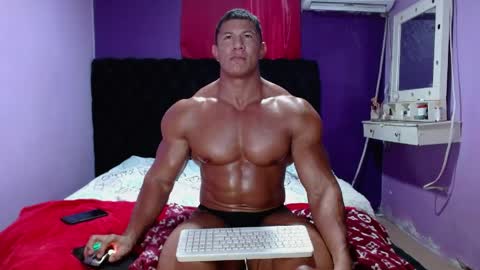 Snapshot of alex_bigcumvez chatting on May 30, 2026, 9:01 pm perseuz online show from May 30, 2026, 9:01 pm