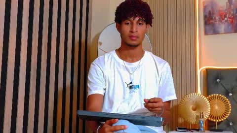 Snapshot of alex_bloom_ chatting on July 25, 2026, 7:22 pm Alexander online show from July 25, 2026, 7:22 pm