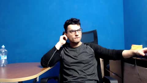 Alex online show from December 2, 2024, 3:26 am