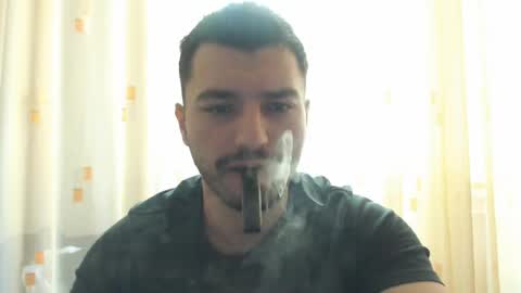 Snapshot of alex_blu chatting on April 23, 2026, 10:03 am Alex online show from April 23, 2026, 10:03 am