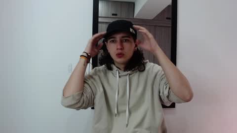 alex_connorr online show from February 8, 2025, 3:00 pm