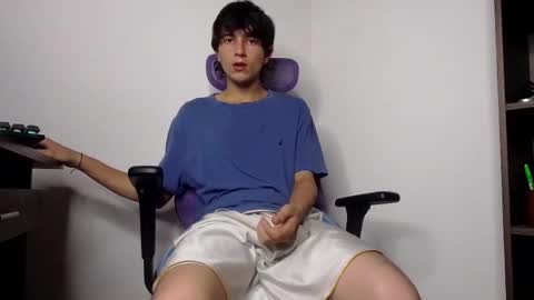 alex_connorr online show from December 18, 2025, 12:49 am