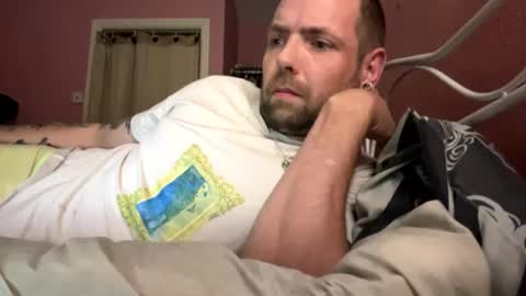 Snapshot of alex_essex69 chatting on August 2, 2026, 2:32 am alex_essex69 online show from August 2, 2026, 2:32 am