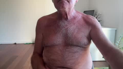 Snapshot of alex_fetishplayer chatting on July 1, 2026, 6:26 am Alex online show from July 1, 2026, 6:26 am