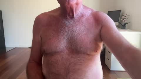 Snapshot of alex_fetishplayer chatting on July 2, 2026, 7:25 am Alex online show from July 2, 2026, 7:25 am