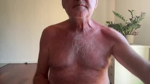 Snapshot of alex_fetishplayer chatting on July 27, 2026, 7:04 am Alex online show from July 27, 2026, 7:04 am