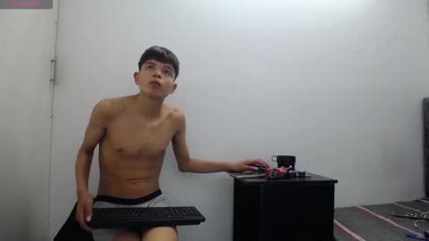 Snapshot of alex_it0 chatting on May 9, 2026, 10:37 pm alex_it0 online show from May 9, 2026, 10:37 pm