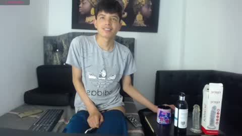 Snapshot of alex_it0 chatting on May 20, 2026, 8:37 pm alex_it0 online show from May 20, 2026, 8:37 pm