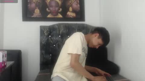 Snapshot of alex_it0 chatting on May 21, 2026, 8:49 pm alex_it0 online show from May 21, 2026, 8:49 pm