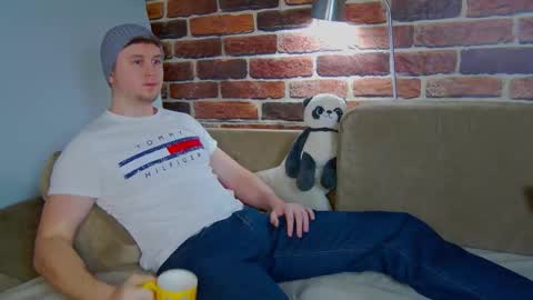 Alex online show from February 10, 2026, 7:45 am